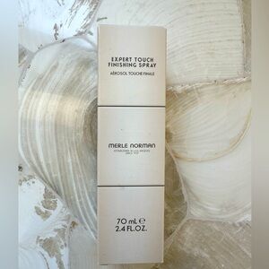 MERLE NORMAN Expert Touch Finishing Spray 70mL 2.4fl.oz.